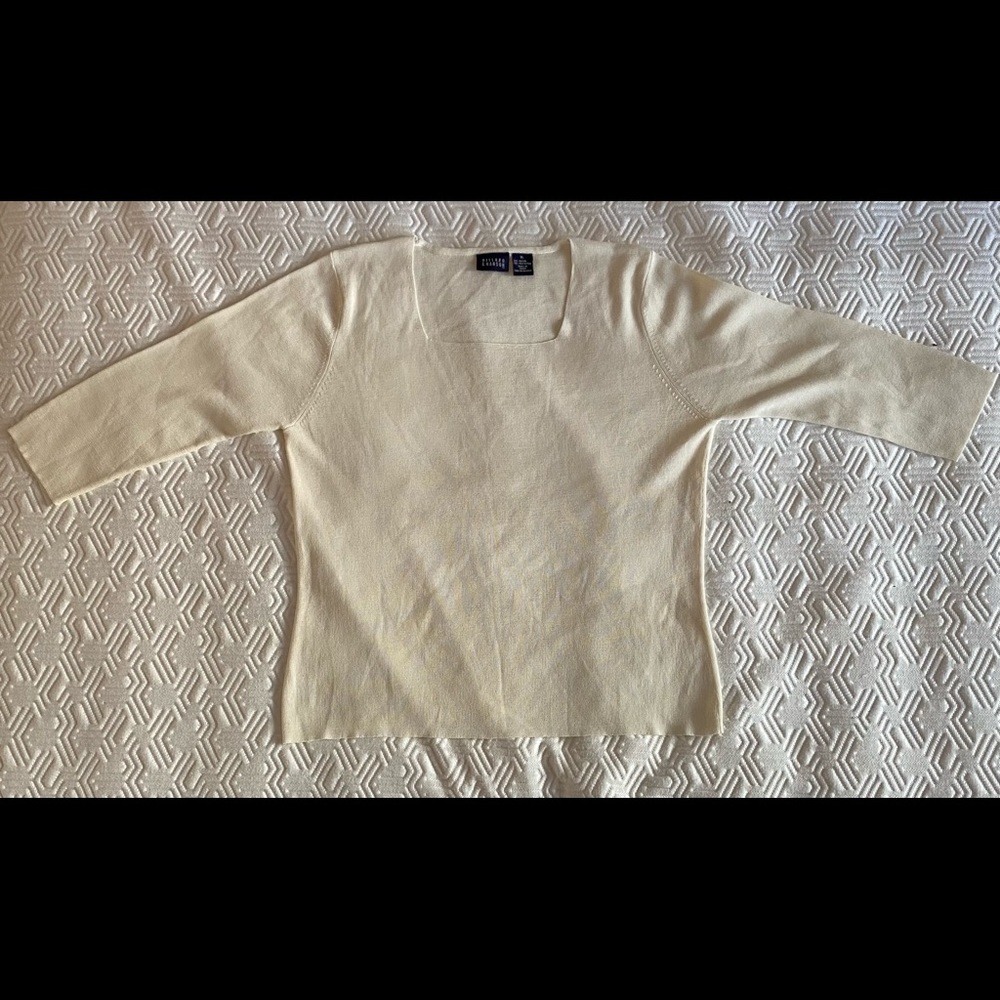 Creme sweater blouse.